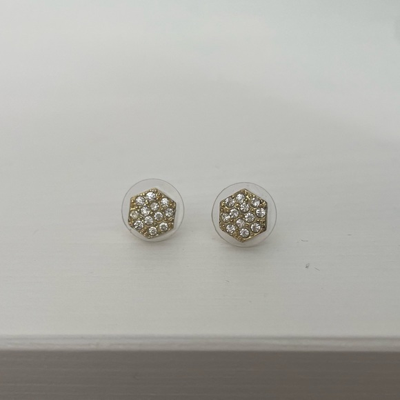 Hexagon shaped earrings - Picture 2 of 3